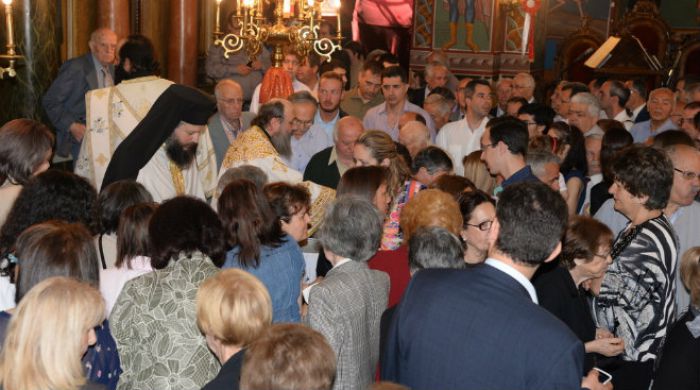 &Omicron;&iota; &Alpha;&rho;&kappa;ά&delta;&epsilon;&sigmaf; &tau;ί&mu;&eta;&sigma;&alpha;&nu; &tau;&omicron;ύ&sigmaf; &Nu;&epsilon;&omicron;&mu;ά&rho;&tau;&upsilon;&rho;&epsilon;&sigmaf; &Delta;&eta;&mu;ή&tau;&rho;&iota;&omicron; &kappa;&alpha;&iota; &Pi;&alpha;ύ&lambda;&omicron;, &sigma;&tau;&eta;&nu; &Pi;ά&tau;&rho;&alpha; (&epsilon;&iota;&kappa;ό&nu;&epsilon;&sigmaf; - &beta;ί&nu;&tau;&epsilon;&omicron;)