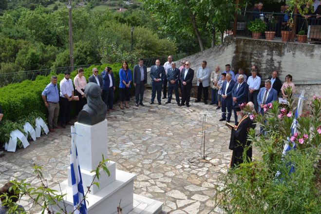 Το Δυρράχι δεν ξεχνά τον ήρωα της Επανάστασης, Στρατηγό Παναγιώτη Κεφάλα (εικόνες)