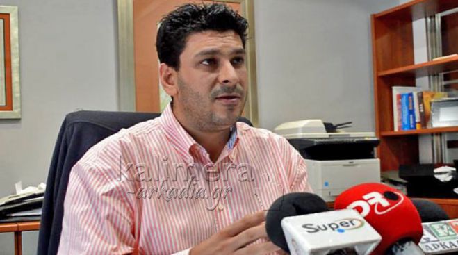 &Tau;&sigma;&iota;&alpha;&mu;&omicron;ύ&lambda;&omicron;&sigmaf; &gamma;&iota;&alpha; &delta;&eta;&mu;&omicron;&tau;&iota;&kappa;ή &alpha;&rho;&chi;ή: &laquo;&Nu;&alpha; &kappa;ά&nu;&omicron;&upsilon;&nu; &tau;&omicron; &sigma;&tau;&alpha;&upsilon;&rho;ό &tau;&omicron;&upsilon;&sigmaf; &mu;&eta;&nu; &epsilon;&pi;&iota;&sigma;&tau;&rho;έ&psi;&epsilon;&iota; &omicron; &hellip; &Sigma;&kappa;&omicron;&upsilon;&pi;&iota;&delta;&omicron;-&epsilon;&phi;&iota;ά&lambda;&tau;&eta;&sigmaf;!&raquo;