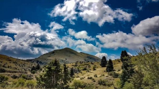 &Xi;&epsilon;&kappa;&iota;&nu;ά &eta; &omicron;&rho;&epsilon;&iota;&beta;&alpha;&tau;&iota;&kappa;ή &pi;&epsilon;&rho;ί&omicron;&delta;&omicron;&sigmaf; &sigma;&tau;&omicron; &Kappa;&alpha;&tau;&alpha;&phi;ύ&gamma;&iota;&omicron; &Mu;&alpha;&iota;&nu;ά&lambda;&omicron;&upsilon; "&Pi;ά&nu;&omicron;&sigmaf; &Alpha;&lambda;&epsilon;&xi;ό&pi;&omicron;&upsilon;&lambda;&omicron;&sigmaf;"