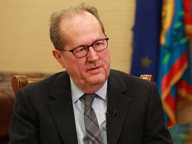 &Mu;&epsilon; &delta;ύ&omicron; &Upsilon;&pi;&omicron;&upsilon;&rho;&gamma;&omicron;ύ&sigmaf; &theta;&alpha; &sigma;&upsilon;&nu;&alpha;&nu;&tau;&eta;&theta;&epsilon;ί &omicron; &Nu;ί&kappa;&alpha;&sigmaf; &sigma;&tau;&eta;&nu; &Alpha;&theta;ή&nu;&alpha;