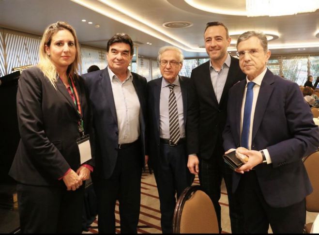 &Kappa;&omicron;&pi;ή &Beta;&alpha;&sigma;&iota;&lambda;ό&pi;&iota;&tau;&alpha;&sigmaf; &Alpha;&delta;&epsilon;&lambda;&phi;ό&tau;&eta;&tau;&omicron;&sigmaf; &Delta;&eta;&mu;&eta;&tau;&sigma;&alpha;&nu;&iota;&tau;ώ&nu; "&Gamma;&rho;&eta;&gamma;ό&rho;&iota;&omicron;&sigmaf; &Epsilon;' (&epsilon;&iota;&kappa;ό&nu;&epsilon;&sigmaf;)