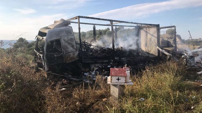 &Tau;&rho;&alpha;&gamma;&omega;&delta;ί&alpha; &sigma;&tau;&eta;&nu; &Kappa;&alpha;&beta;ά&lambda;&alpha; | 11 &mu;&epsilon;&tau;&alpha;&nu;ά&sigma;&tau;&epsilon;&sigmaf; &alpha;&pi;&alpha;&nu;&theta;&rho;&alpha;&kappa;ώ&theta;&eta;&kappa;&alpha;&nu; &mu;&epsilon;&tau;ά &alpha;&pi;ό &sigma;ύ&gamma;&kappa;&rho;&omicron;&upsilon;&sigma;&eta; &Iota;&Chi; &mu;&epsilon; &phi;&omicron;&rho;&tau;&eta;&gamma;ό (vd)