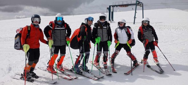 Πρωτάθλημα χιονοδρομίας στον Παρνασσό | Στην 6η θέση η Βασιλική Αθανασά από την Τρίπολη (vd)