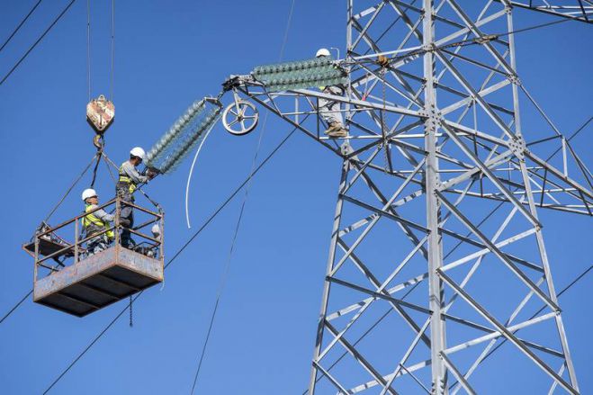 &Tau;&omicron; 2020 &theta;&alpha; &omicron;&lambda;&omicron;&kappa;&lambda;&eta;&rho;&omega;&theta;&epsilon;ί &eta; &eta;&lambda;&epsilon;&kappa;&tau;&rho;&iota;&kappa;ή &delta;&iota;&alpha;&sigma;ύ&nu;&delta;&epsilon;&sigma;&eta; &Kappa;&rho;ή&tau;&eta;&sigmaf; - &Pi;&epsilon;&lambda;&omicron;&pi;&omicron;&nu;&nu;ή&sigma;&omicron;&upsilon;