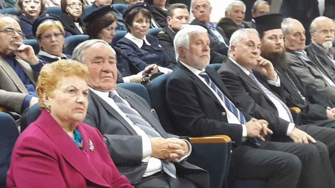 &laquo;&Pi;&rho;ό&tau;&upsilon;&pi;&omicron; ά&delta;&omicron;&lambda;&eta;&sigmaf; &alpha;&gamma;ά&pi;&eta;&sigmaf; &sigma;&tau;&eta; &Lambda;&alpha;&kappa;&omega;&nu;&iota;&kappa;ή &kappa;&omicron;&iota;&nu;&omega;&nu;ί&alpha; &eta; &pi;&rho;&omicron;&sigma;&phi;&omicron;&rho;ά &tau;&omicron;&upsilon; &zeta;&epsilon;ύ&gamma;&omicron;&upsilon;&sigmaf; &Beta;&alpha;&lambda;&iota;ώ&tau;&eta;&raquo;