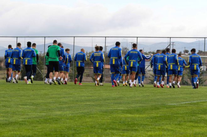 &Alpha;&sigma;&tau;έ&rho;&alpha;&sigmaf; | &Omicron;&iota; &epsilon;&pi;&iota;&lambda;&omicron;&gamma;έ&sigmaf; Rastavac &gamma;&iota;&alpha; &tau;&omicron; &mu;&alpha;&tau;&sigmaf; &mu;&epsilon; &tau;&eta;&nu; &Alpha;&Epsilon;&Kappa;