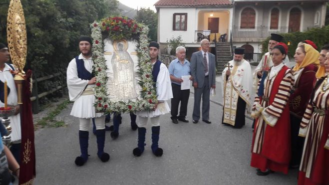 &Eta; &gamma;&iota;&omicron;&rho;&tau;ή &tau;&eta;&sigmaf; &Alpha;&gamma;ί&alpha;&sigmaf; &Pi;&alpha;&rho;&alpha;&sigma;&kappa;&epsilon;&upsilon;ή&sigmaf; &sigma;&tau;&omicron; &chi;&omega;&rho;&iota;ό &Alpha;&lambda;&omega;&nu;ί&sigma;&tau;&alpha;&iota;&nu;&alpha; (&epsilon;&iota;&kappa;ό&nu;&epsilon;&sigmaf;)