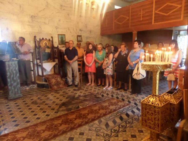 &Eta; &gamma;&iota;&omicron;&rho;&tau;ή &tau;&eta;&sigmaf; &Alpha;&gamma;ί&alpha;&sigmaf; &Mu;&alpha;&rho;ί&nu;&alpha;&sigmaf; &sigma;&tau;&alpha; &Lambda;&omicron;&upsilon;&tau;&rho;ά &Eta;&rho;&alpha;ί&alpha;&sigmaf; (&epsilon;&iota;&kappa;ό&nu;&epsilon;&sigmaf;)