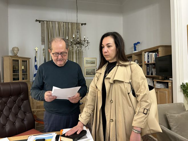 &Nu;έ&alpha; &tau;&alpha;&kappa;&tau;&iota;&kappa;ή &upsilon;&pi;ά&lambda;&lambda;&eta;&lambda;&omicron;&sigmaf; &omicron;&rho;&kappa;ί&sigma;&tau;&eta;&kappa;&epsilon; &sigma;&tau;&eta;&nu; &Pi;&epsilon;&rho;&iota;&phi;έ&rho;&epsilon;&iota;&alpha; &Pi;&epsilon;&lambda;&omicron;&pi;&omicron;&nu;&nu;ή&sigma;&omicron;&upsilon;