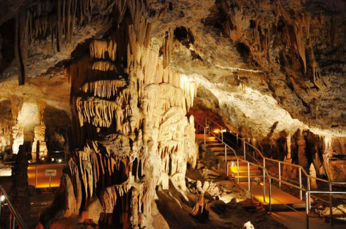 Σπήλαια Κάψια | Τα συγχαρητήρια Μπέζου για τον Δήμαρχο Τρίπολης!