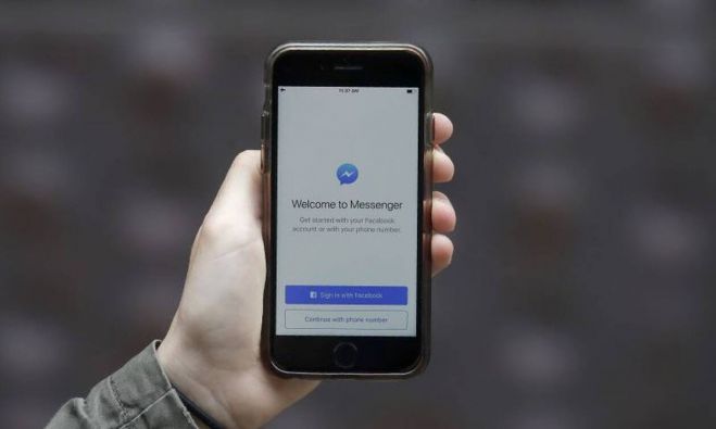 Facebook: &Alpha;&upsilon;&tau;έ&sigmaf; &epsilon;ί&nu;&alpha;&iota; &omicron;&iota; &nu;έ&epsilon;&sigmaf; &alpha;&lambda;&lambda;&alpha;&gamma;έ&sigmaf; &sigma;&tau;&omicron; Messenger &ndash; Ό&sigma;&alpha; &pi;&rho;έ&pi;&epsilon;&iota; &nu;&alpha; &xi;έ&rho;&epsilon;&tau;&epsilon;