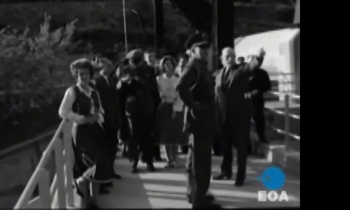 1963 | Η Βασιλική Οικογένεια σε Λαγκάδια, Στεμνίτσα και Λίμνη Λάδωνα (vd)