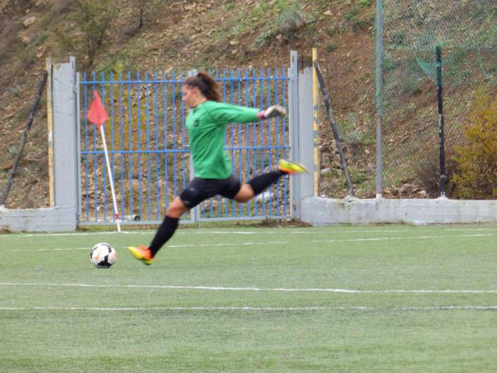 Γυναικείο ποδόσφαιρο: Η τερματοφύλακας του Άρη Τρίπολης Δέσποινα Καββούρη στην Εθνική!