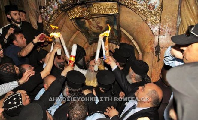 &Eta; &alpha;&phi;ή &tau;&omicron;&upsilon; &Alpha;&gamma;ί&omicron;&upsilon; &Phi;&omega;&tau;ό&sigmaf; &sigma;&tau;&omicron;&nu; &Pi;&alpha;&nu;ά&gamma;&iota;&omicron; &Tau;ά&phi;&omicron; (vd)