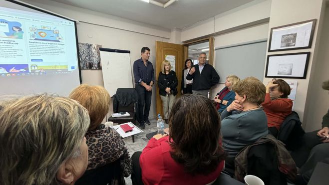 Ψηφιακή εκπαίδευση για τα μέλη του ΚΑΠΗ | Τζιούμης: «Στόχος η ισότιμη πρόσβαση όλων των δημοτών στις ψηφιακές υπηρεσίες» (vd)