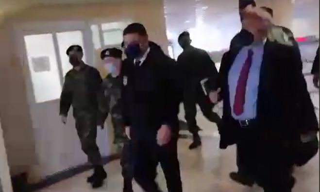 &Tau;&rho;ί&pi;&omicron;&lambda;&eta; | &Sigma;&tau;&omicron; &Sigma;&tau;&rho;&alpha;&tau;&iota;&omega;&tau;&iota;&kappa;ό &Nu;&omicron;&sigma;&omicron;&kappa;&omicron;&mu;&epsilon;ί&omicron; &omicron; &Nu;ί&kappa;&omicron;&sigmaf; &Chi;&alpha;&rho;&delta;&alpha;&lambda;&iota;ά&sigmaf; (vd)