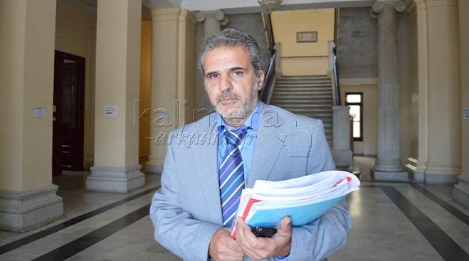 Σκουπίδια στο Τουρκοδένδρι: Ο δικηγόρος Τάσος Ψιμάρνης μιλά για την καταγγελία κατοίκων στον Εισαγγελέα (vd)
