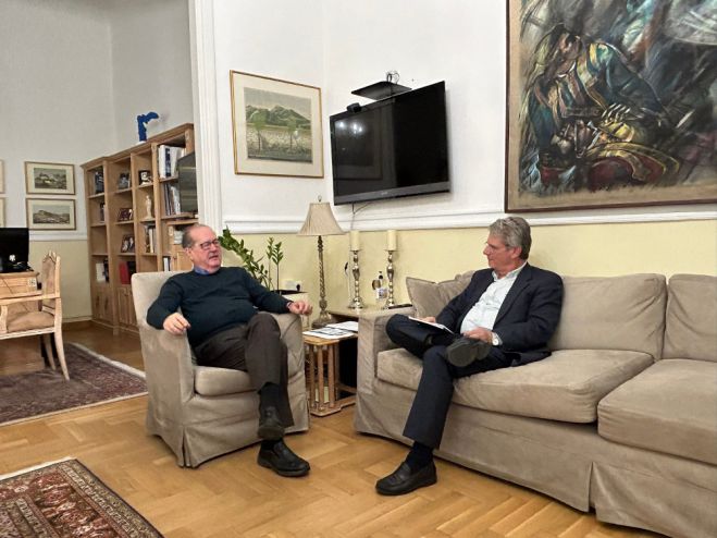 &Pi;&rho;&omicron;&chi;&omega;&rho;ά &eta; &mu;&epsilon;&lambda;έ&tau;&eta; &gamma;&iota;&alpha; &tau;&eta;&nu; &alpha;&nu;&alpha;&kappa;&alpha;&tau;&alpha;&sigma;&kappa;&epsilon;&upsilon;ή &kappa;&alpha;&iota; &delta;&iota;&alpha;&mu;ό&rho;&phi;&omega;&sigma;&eta; &tau;&omicron;&upsilon; &kappa;&tau;&eta;&rho;ί&omicron;&upsilon; &tau;&eta;&sigmaf; &Mu;&alpha;&upsilon;&rho;&alpha;&kappa;&epsilon;ί&omicron;&upsilon; &Sigma;&chi;&omicron;&lambda;ή&sigmaf; &sigma;&tau;&omicron; &Epsilon;&lambda;&lambda;&eta;&nu;&iota;&kappa;ό