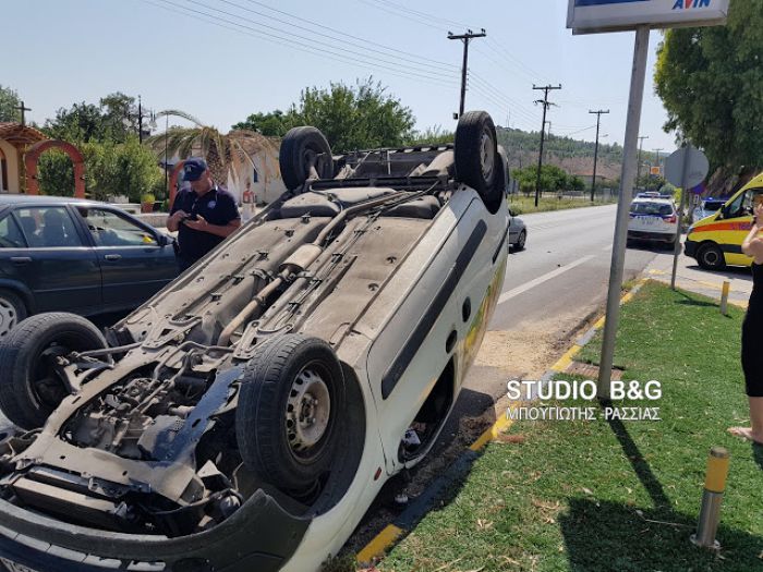 Τροχαίο ατύχημα με τρία αυτοκίνητα στο Ναύπλιο (εικόνες)
