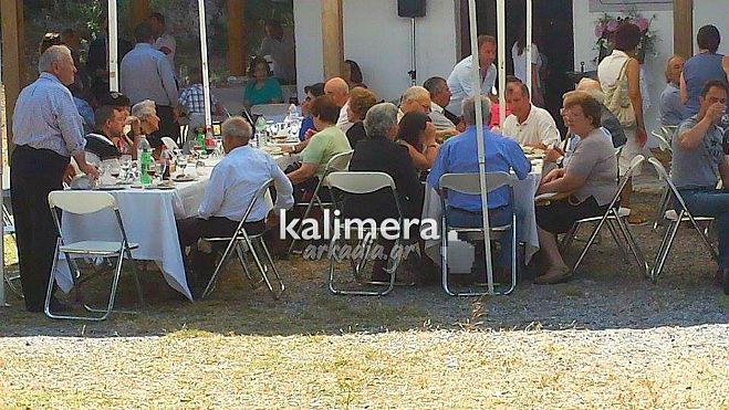 &Eta; &gamma;&iota;&omicron;&rho;&tau;ή &tau;&eta;&sigmaf; &Alpha;&gamma;ί&alpha;&sigmaf; &Pi;&alpha;&rho;&alpha;&sigma;&kappa;&epsilon;&upsilon;ή&sigmaf; &sigma;&tau;&eta; &Beta;&lambda;&alpha;&chi;&omicron;&kappa;&epsilon;&rho;&alpha;&sigma;&iota;ά (&epsilon;&iota;&kappa;ό&nu;&epsilon;&sigmaf;)