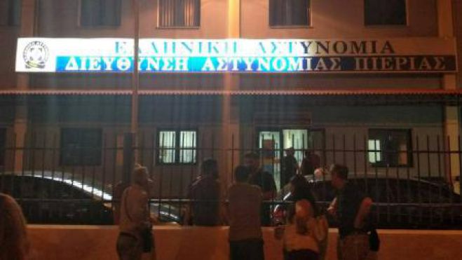 Για τραμπουκισμούς από δυνάμεις του ΠΑΜΕ στην Κατερίνη μιλά η ΓΣΕΕ - &quot;Δεν θα νομιμοποιήσουμε ένα συνέδριο νόθο&quot; απαντά το ΠΑΜΕ