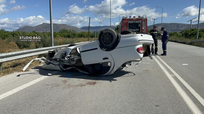 Σφοδρό τροχαίο στην Αργολίδα | Σύγκρουση στην Ε.Ο. Ναυπλίου - Μυκηνών με σοβαρά τραυματίες (vd)