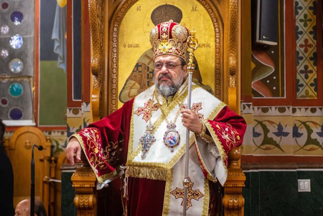 &Mu;&eta;&tau;&rho;&omicron;&pi;&omicron;&lambda;ί&tau;&eta;&sigmaf; &Mu;&epsilon;&sigma;&sigma;&eta;&nu;ί&alpha;&sigmaf; &gamma;&iota;&alpha; &tau;&eta;&nu; &Kappa;&iota;&beta;&omega;&tau;ό &tau;&omicron;&upsilon; &Kappa;ό&sigma;&mu;&omicron;&upsilon;: &laquo;&Omicron; &pi;. &Alpha;&nu;&tau;ώ&nu;&iota;&omicron;&sigmaf; &epsilon;&kappa;&mu;&epsilon;&tau;&alpha;&lambda;&lambda;&epsilon;ύ&tau;&eta;&kappa;&epsilon; &tau;&eta;&nu; &theta;έ&sigma;&eta; &kappa;&alpha;&iota; &tau;&omicron; &rho;ά&sigma;&omicron; &tau;&omicron;&upsilon;&raquo;