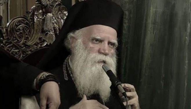 Δικογραφία σε βάρος του Μητροπολίτη Κυθήρων που αψήφησε τα μέτρα και άνοιξε την εκκλησία!