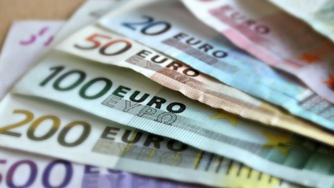 Πληρώνεται σήμερα το επίδομα των 534 ευρώ - Οι δικαιούχοι και τα ποσά