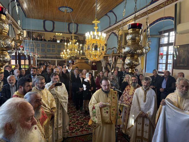 &Eta; &epsilon;&omicron;&rho;&tau;ή &tau;&omicron;&upsilon; &Alpha;&gamma;ί&omicron;&upsilon; &Sigma;&pi;&upsilon;&rho;ί&delta;&omega;&nu;&omicron;&sigmaf; &kappa;&alpha;&iota; &Chi;&epsilon;&iota;&rho;&omicron;&tau;&omicron;&nu;ί&alpha; &Pi;&rho;&epsilon;&sigma;&beta;&upsilon;&tau;έ&rho;&omicron;&upsilon; &sigma;&tau;&omicron; &Lambda;&epsilon;&omega;&nu;ί&delta;&iota;&omicron; (&epsilon;&iota;&kappa;ό&nu;&epsilon;&sigmaf;)