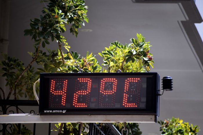 Έρχεται δεκαήμερος καύσωνας με 40άρια | Η πορεία του υδράργυρου μέρα με τη μέρα