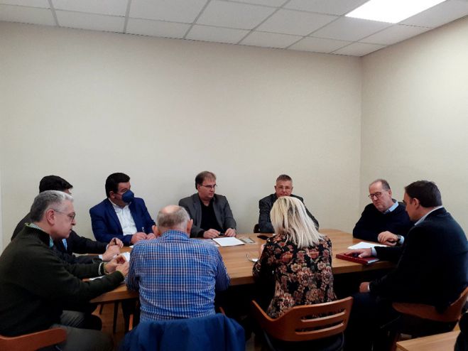 &Sigma;&upsilon;&nu;&epsilon;&delta;&rho;ί&alpha;&sigma;&epsilon; &tau;&omicron; &Delta;.&Sigma;. &tau;&omicron;&upsilon; &Alpha;&Omicron;&Tau;&Alpha; &ldquo;&Mu;&omicron;&rho;&iota;ά&sigmaf;&rdquo; &Alpha;.&Epsilon;.