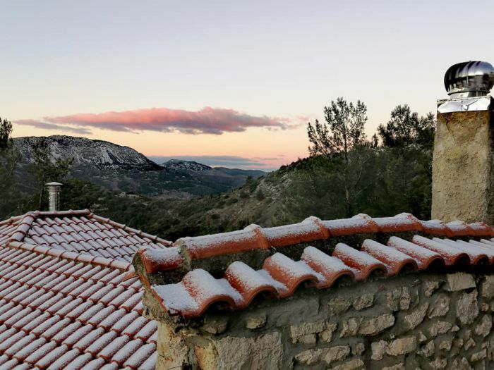 Λίγο χιόνι και ξαστεριά στα Λαγκάδια Γορτυνίας (εικόνες)