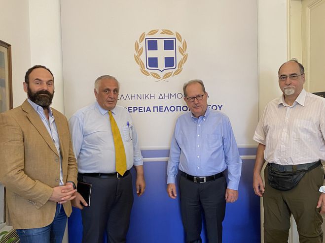 &Sigma;&upsilon;&nu;ά&nu;&tau;&eta;&sigma;&eta; &tau;&omicron;&upsilon; &pi;&epsilon;&rho;&iota;&phi;&epsilon;&rho;&epsilon;&iota;ά&rho;&chi;&eta; &Pi;&epsilon;&lambda;&omicron;&pi;&omicron;&nu;&nu;ή&sigma;&omicron;&upsilon; &Pi;. &Nu;ί&kappa;&alpha; &mu;&epsilon; &tau;&eta;&nu; &Epsilon;&tau;&alpha;&iota;&rho;ί&alpha; &Epsilon;&lambda;&lambda;ή&nu;&omega;&nu; &Epsilon;&upsilon;&epsilon;&rho;&gamma;&epsilon;&tau;ώ&nu;