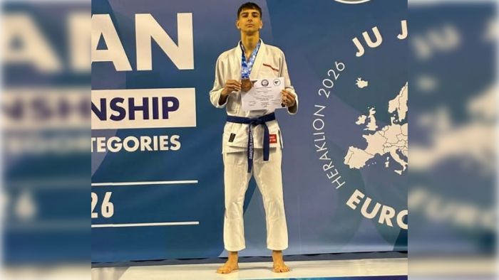 &Mu;&epsilon;&gamma;ά&lambda;&eta; &delta;&iota;ά&kappa;&rho;&iota;&sigma;&eta; &gamma;&iota;&alpha; &tau;&eta;&nu; &Alpha;&rho;&kappa;&alpha;&delta;ί&alpha; | &Chi;ά&lambda;&kappa;&iota;&nu;&omicron; &mu;&epsilon;&tau;ά&lambda;&lambda;&iota;&omicron; &sigma;&tau;&omicron; &Epsilon;&upsilon;&rho;&omega;&pi;&alpha;ϊ&kappa;ό &Zeta;ί&omicron;&upsilon; &Zeta;ί&tau;&sigma;&omicron;&upsilon; &gamma;&iota;&alpha; &tau;&omicron;&nu; &Beta;&alpha;&sigma;ί&lambda;&epsilon;&iota;&omicron; &Theta;&epsilon;&omicron;&delta;&omicron;&sigma;ό&pi;&omicron;&upsilon;&lambda;&omicron; &alpha;&pi;ό &tau;&alpha; &Beta;έ&rho;&beta;&epsilon;&nu;&alpha;!