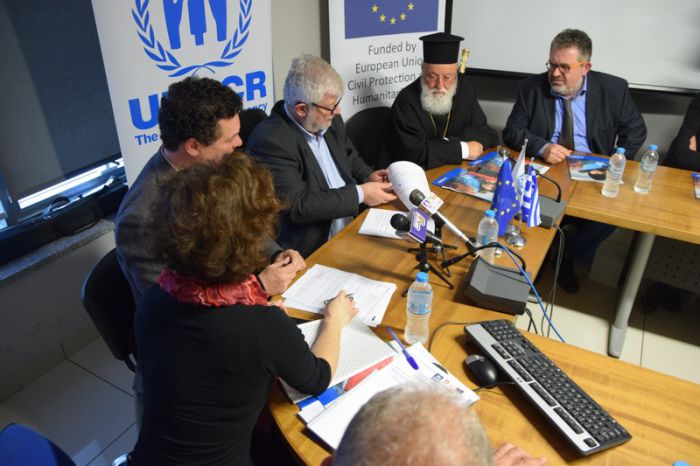 Υπογράφτηκε η σύμβαση - Έρχονται 300 πρόσφυγες στην Τρίπολη! (vd)