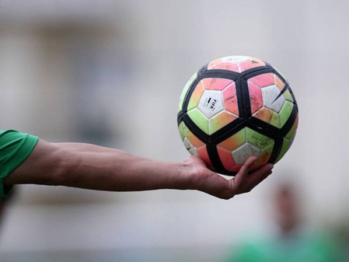 Ή&tau;&tau;&alpha; &sigma;&tau;&omicron; &Lambda;&omicron;&upsilon;&tau;&rho;ά&kappa;&iota; &gamma;&iota;&alpha; &tau;&omicron;&nu; &Epsilon;&rho;&mu;ή &Mu;&epsilon;&lambda;&iota;&gamma;&omicron;ύ&sigmaf;