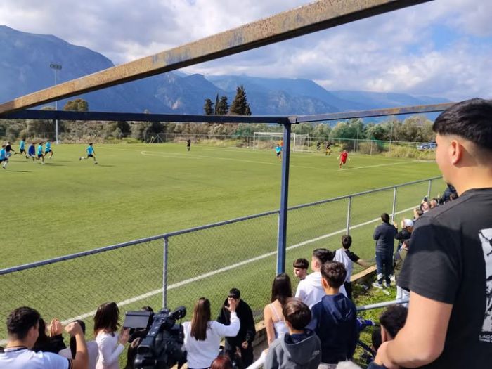 &Mu;&epsilon;&gamma;ά&lambda;&omicron;&sigmaf; &Tau;&epsilon;&lambda;&iota;&kappa;ό&sigmaf; &Sigma;&chi;&omicron;&lambda;&iota;&kappa;&omicron;ύ &Pi;&rho;&omega;&tau;&alpha;&theta;&lambda;ή&mu;&alpha;&tau;&omicron;&sigmaf; | Ή&tau;&tau;&alpha; &sigma;&tau;&alpha; &pi;έ&nu;&alpha;&lambda;&tau;&iota; &gamma;&iota;&alpha; &tau;&omicron; &Gamma;&epsilon;&nu;&iota;&kappa;ό &Lambda;ύ&kappa;&epsilon;&iota;&omicron; &Lambda;&epsilon;&omega;&nu;&iota;&delta;ί&omicron;&upsilon; (vd)