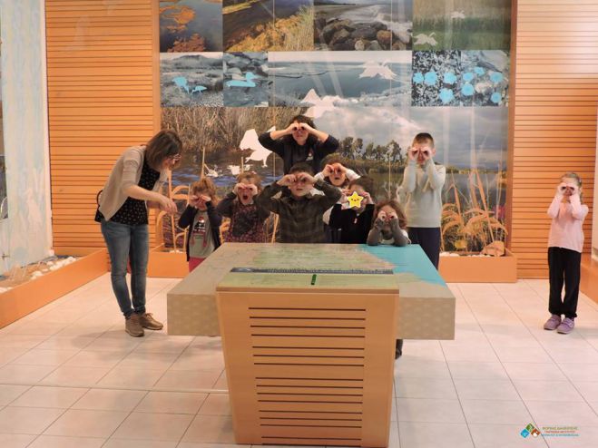 &laquo;&Alpha;&sigma;&tau;&epsilon;&rho;ά&kappa;&iota;&alpha;&raquo; &tau;&omicron;&upsilon; &Sigma;ώ&mu;&alpha;&tau;&omicron;&sigmaf; &Omicron;&delta;&eta;&gamma;&iota;&sigma;&mu;&omicron;ύ &sigma;&tau;&omicron; &Kappa;έ&nu;&tau;&rho;&omicron; &Pi;&epsilon;&rho;&iota;&beta;&alpha;&lambda;&lambda;&omicron;&nu;&tau;&iota;&kappa;ή&sigmaf; &Epsilon;&kappa;&pi;&alpha;ί&delta;&epsilon;&upsilon;&sigma;&eta;&sigmaf; Ά&sigma;&tau;&rho;&omicron;&upsilon;&sigmaf; (&epsilon;&iota;&kappa;ό&nu;&epsilon;&sigmaf;)