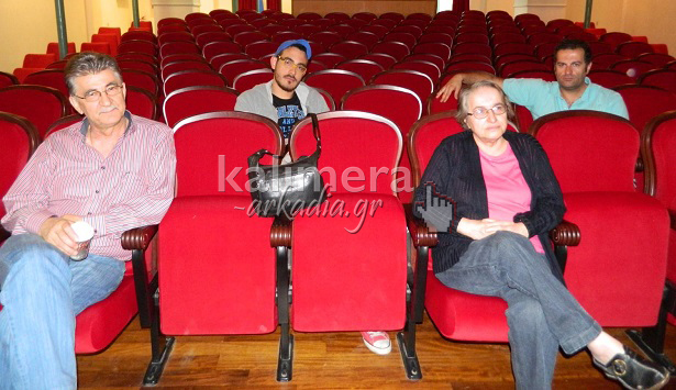 &Pi;&rho;ό&beta;&lambda;&eta;&mu;&alpha; &eta; &delta;&upsilon;&nu;&alpha;&tau;ή &mu;&omicron;&upsilon;&sigma;&iota;&kappa;ή &sigma;&tau;&eta;&nu; &laquo;&Pi;&epsilon;&tau;&rho;&iota;&nu;&omicron;ύ&raquo; - &Sigma;&epsilon;&beta;&alpha;&sigma;&mu;ό &gamma;&iota;&alpha; &tau;&omicron; &Mu;&alpha;&lambda;&lambda;&iota;&alpha;&rho;&omicron;&pi;&omicron;ύ&lambda;&epsilon;&iota;&omicron; &zeta;&eta;&tau;&omicron;ύ&nu; &alpha;&pi;ό &tau;&eta; &Theta;&epsilon;&alpha;&tau;&rho;&iota;&kappa;ή &Omicron;&mu;ά&delta;&alpha; (vd)