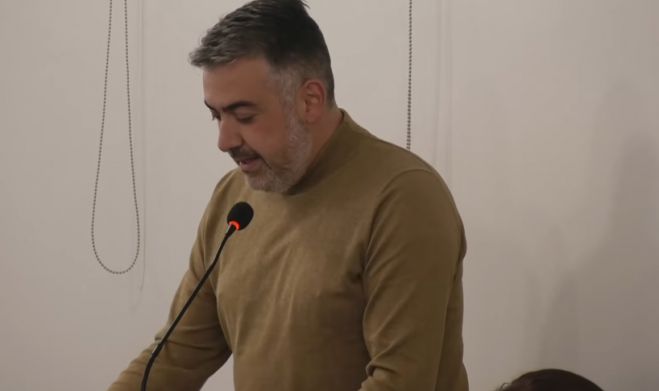 &Nu;&iota;&kappa;&omicron;&lambda;ά&omicron;&upsilon; &gamma;&iota;&alpha; &tau;&eta; &mu;&epsilon;&tau;&alpha;&phi;&omicron;&rho;ά &mu;&alpha;&theta;&eta;&tau;ώ&nu; &sigma;&tau;&eta;&nu; &Alpha;&rho;&kappa;&alpha;&delta;ί&alpha;: "&Alpha;&upsilon;&tau;ό&sigmaf; &omicron; &sigma;&chi;&epsilon;&delta;&iota;&alpha;&sigma;&mu;ό&sigmaf; &epsilon;ί&nu;&alpha;&iota; &delta;ί&kappa;&alpha;&iota;&omicron;&sigmaf; &gamma;&iota;&alpha; &tau;&omicron;&upsilon;&sigmaf; &alpha;&nu;&theta;&rho;ώ&pi;&omicron;&upsilon;&sigmaf; &pi;&omicron;&upsilon; &mu;έ&nu;&omicron;&upsilon;&nu; &sigma;&tau;&alpha; &chi;&omega;&rho;&iota;ά &mu;&alpha;&sigmaf;;"