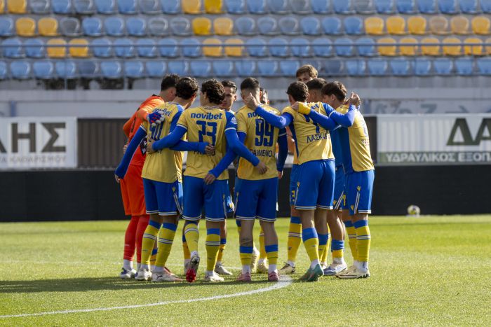 &Alpha;&sigma;&tau;έ&rho;&alpha;&sigmaf; &Beta;' | &Iota;&sigma;&omicron;&pi;&alpha;&lambda;ί&alpha; &sigma;&tau;&eta;&nu; &Kappa;&alpha;&beta;ά&lambda;&alpha; - &Sigma;&tau;&alpha; Play Off &theta;&alpha; &pi;&alpha;ί&xi;&epsilon;&iota; &eta; &omicron;&mu;ά&delta;&alpha; &tau;&eta;&sigmaf; &Tau;&rho;ί&pi;&omicron;&lambda;&eta;&sigmaf;