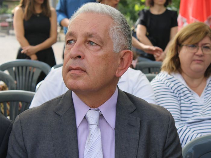 &Lambda;&alpha;&mu;&pi;&rho;ό&pi;&omicron;&upsilon;&lambda;&omicron;&sigmaf;: "&Eta; Ά&lambda;&omega;&sigma;&eta; &tau;&eta;&sigmaf; &Tau;&rho;&iota;&pi;&omicron;&lambda;&iota;&tau;&sigma;ά&sigmaf; &pi;&alpha;&rho;&alpha;&mu;έ&nu;&epsilon;&iota; &omicron;&delta;&eta;&gamma;ό&sigmaf; &gamma;&iota;&alpha; ό&lambda;&omicron;&upsilon;&sigmaf; &mu;&alpha;&sigmaf; &sigma;&tau;&eta;&nu; &upsilon;&pi;&epsilon;&rho;ά&sigma;&pi;&iota;&sigma;&eta; &tau;&eta;&sigmaf; &pi;&alpha;&tau;&rho;ί&delta;&alpha;&sigmaf; &alpha;&pi;ό &kappa;ά&theta;&epsilon; &alpha;&nu;&alpha;&theta;&epsilon;&omega;&rho;&eta;&tau;&iota;&sigma;&mu;ό"