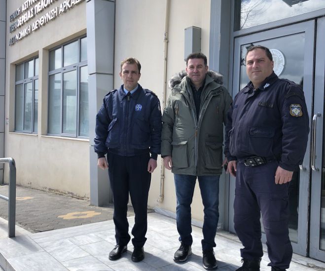 &Alpha;&rho;&kappa;&alpha;&delta;ί&alpha; | 350 &upsilon;&phi;&alpha;&sigma;&mu;ά&tau;&iota;&nu;&epsilon;&sigmaf; &mu;ά&sigma;&kappa;&epsilon;&sigmaf; &pi;&rho;ό&sigma;&phi;&epsilon;&rho;&epsilon; &omicron; &epsilon;&pi;&iota;&chi;&epsilon;&iota;&rho;&eta;&mu;&alpha;&tau;ί&alpha;&sigmaf; &Theta;. &Pi;ό&kappa;&alpha;&sigmaf; &sigma;&tau;&omicron;&upsilon;&sigmaf; &alpha;&sigma;&tau;&upsilon;&nu;&omicron;&mu;&iota;&kappa;&omicron;ύ&sigmaf; &upsilon;&pi;&alpha;&lambda;&lambda;ή&lambda;&omicron;&upsilon;&sigmaf;!