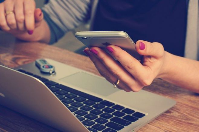 Έ&rho;&chi;&omicron;&nu;&tau;&alpha;&iota; &sigma;&eta;&mu;&alpha;&nu;&tau;&iota;&kappa;έ&sigmaf; &mu;&epsilon;&iota;ώ&sigma;&epsilon;&iota;&sigmaf; &tau;&iota;&mu;ώ&nu; &gamma;&iota;&alpha; &tau;&omicron; internet &sigma;&tau;&alpha; &kappa;&iota;&nu;&eta;&tau;ά &tau;&eta;&lambda;έ&phi;&omega;&nu;&alpha;!