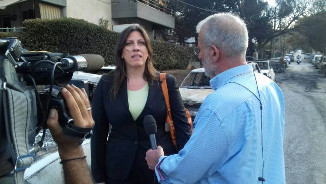 Μήνυση για ανθρωποκτονία κατά συρροή από τις πυρκαγιές καταθέτει η Ζωή Κωνσταντοπούλου