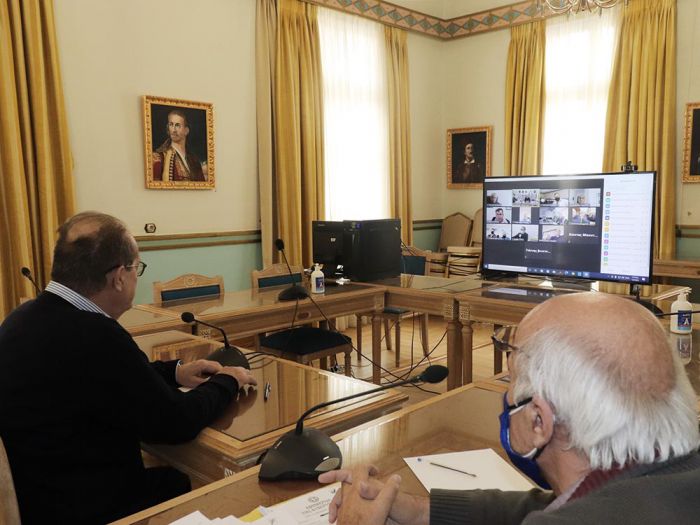 &Tau;&alpha;&xi;ί | &tau;&eta;&lambda;&epsilon;&delta;&iota;ά&sigma;&kappa;&epsilon;&psi;&eta; &Nu;ί&kappa;&alpha; &mu;&epsilon; &epsilon;&pi;&alpha;&gamma;&gamma;&epsilon;&lambda;&mu;&alpha;&tau;ί&epsilon;&sigmaf; &tau;&omicron;&upsilon; &kappa;&lambda;ά&delta;&omicron;&upsilon; &kappa;&alpha;&iota; &upsilon;&pi;&eta;&rho;&epsilon;&sigma;&iota;&alpha;&kappa;&omicron;ύ&sigmaf;