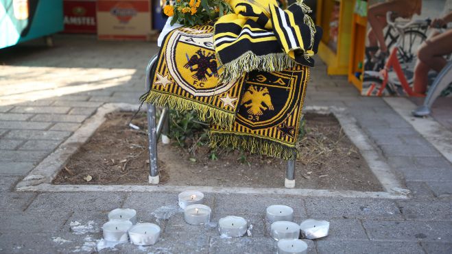 &Nu;έ&alpha; &Phi;&iota;&lambda;&alpha;&delta;έ&lambda;&phi;&epsilon;&iota;&alpha; | &Nu;&epsilon;&kappa;&rho;ό&sigmaf; &omicron;&pi;&alpha;&delta;ό&sigmaf; &tau;&eta;&sigmaf; &Alpha;&Epsilon;&Kappa; &mu;&epsilon;&tau;ά &tau;&eta;&nu; &epsilon;&pi;ί&theta;&epsilon;&sigma;&eta; &Kappa;&rho;&omicron;&alpha;&tau;ώ&nu; &chi;&omicron;ύ&lambda;&iota;&gamma;&kappa;&alpha;&nu; &ndash; 96 &sigma;&upsilon;&lambda;&lambda;ή&psi;&epsilon;&iota;&sigmaf;