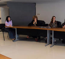 &Tau;&omicron; &pi;&rho;ώ&tau;&omicron; &beta;ή&mu;&alpha; &gamma;&iota;&alpha; &tau;&eta; &delta;&eta;&mu;&iota;&omicron;&upsilon;&rho;&gamma;ί&alpha; &kappa;&omicron;&iota;&nu;&omega;&nu;&iota;&kappa;&omicron;ύ &iota;&alpha;&tau;&rho;&epsilon;ί&omicron;&upsilon; &sigma;&tau;&omicron; &Delta;ή&mu;&omicron;
&Tau;&rho;ί&pi;&omicron;&lambda;&eta;&sigmaf;